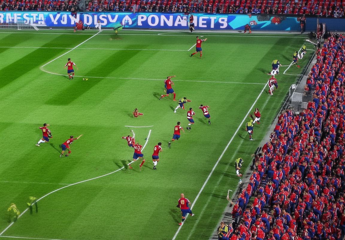 巴塞罗那vs巴拉蒂：巅峰对决前瞻解析(图5)