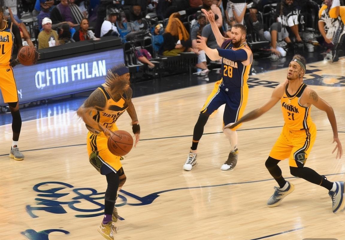 2017NBA爵士对步行者对决：经典瞬间与战术解析(图1)