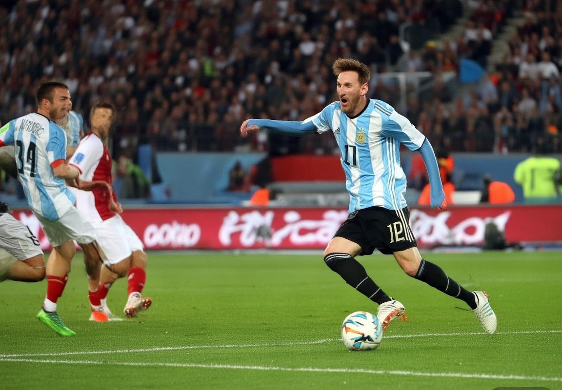 阿根廷vs卡塔尔：巅峰对决关键瞬间回顾(图2)
