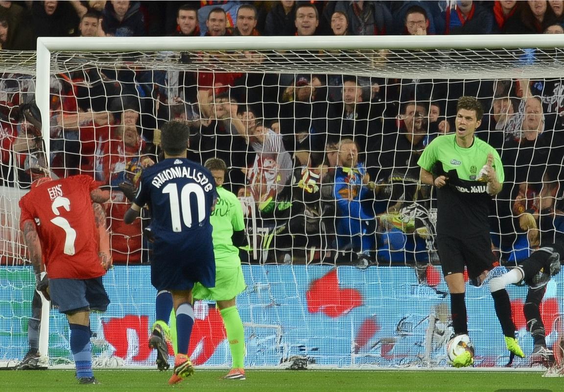 2014国家德比：C罗双响梅开二度，梅西力挽狂澜，经典瞬间回顾(图4)