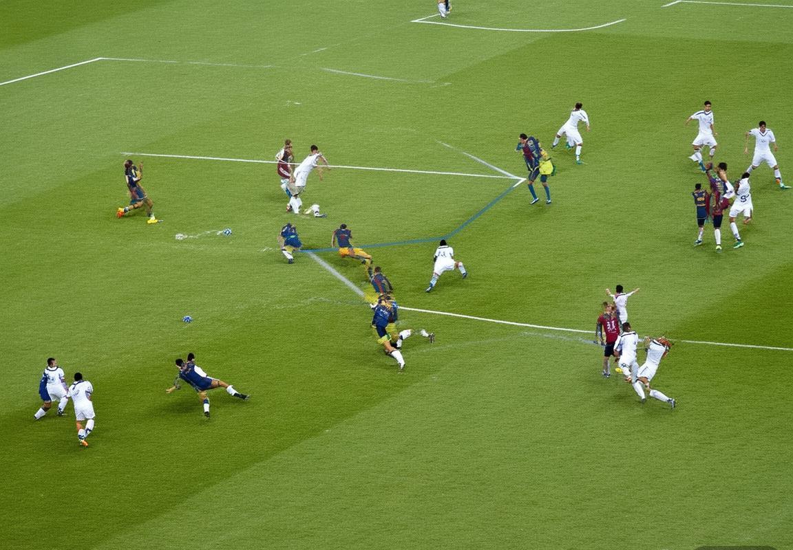 2014国家德比：C罗双响梅开二度，梅西力挽狂澜，经典瞬间回顾(图3)